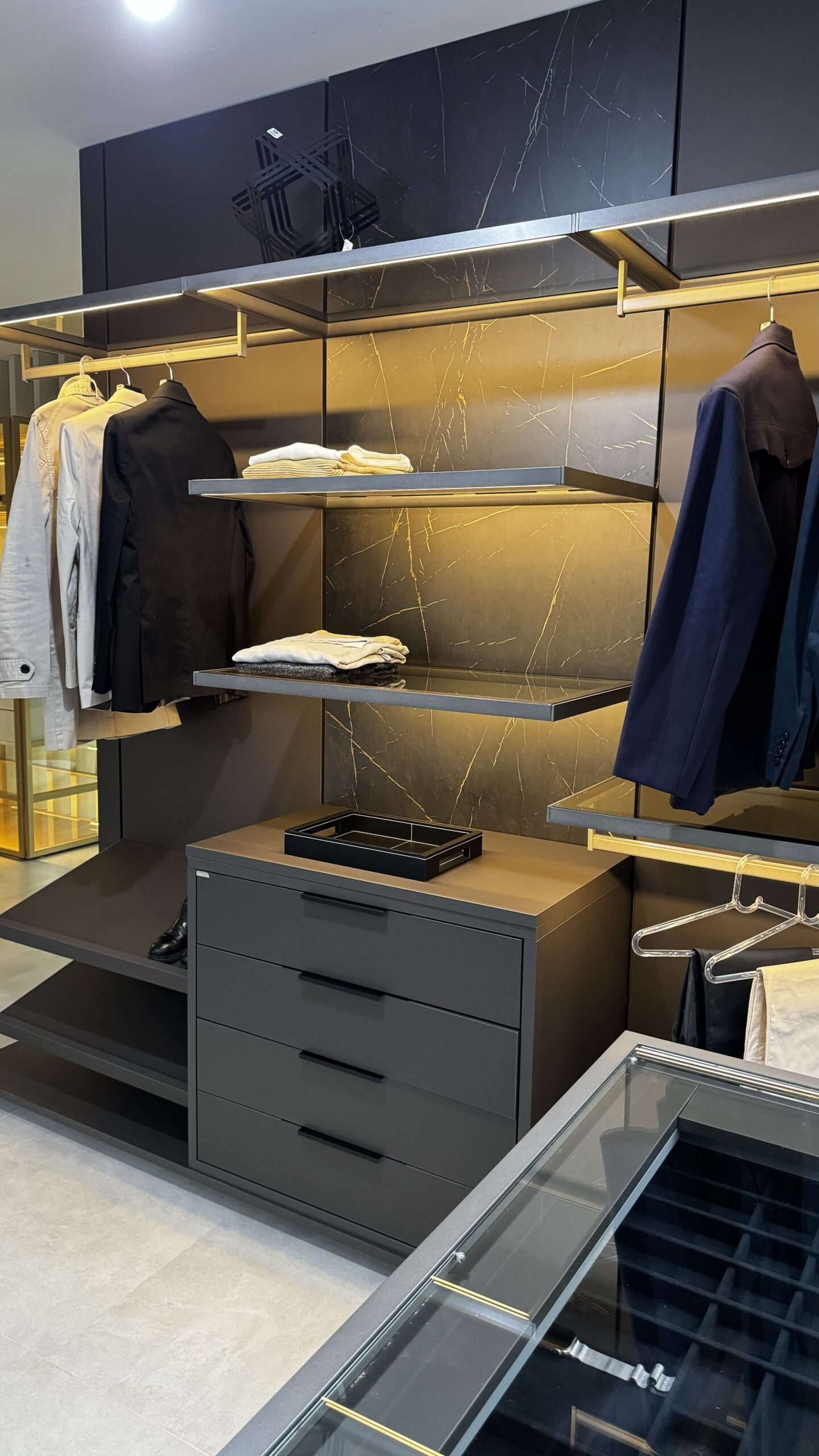 Walk-in Closet